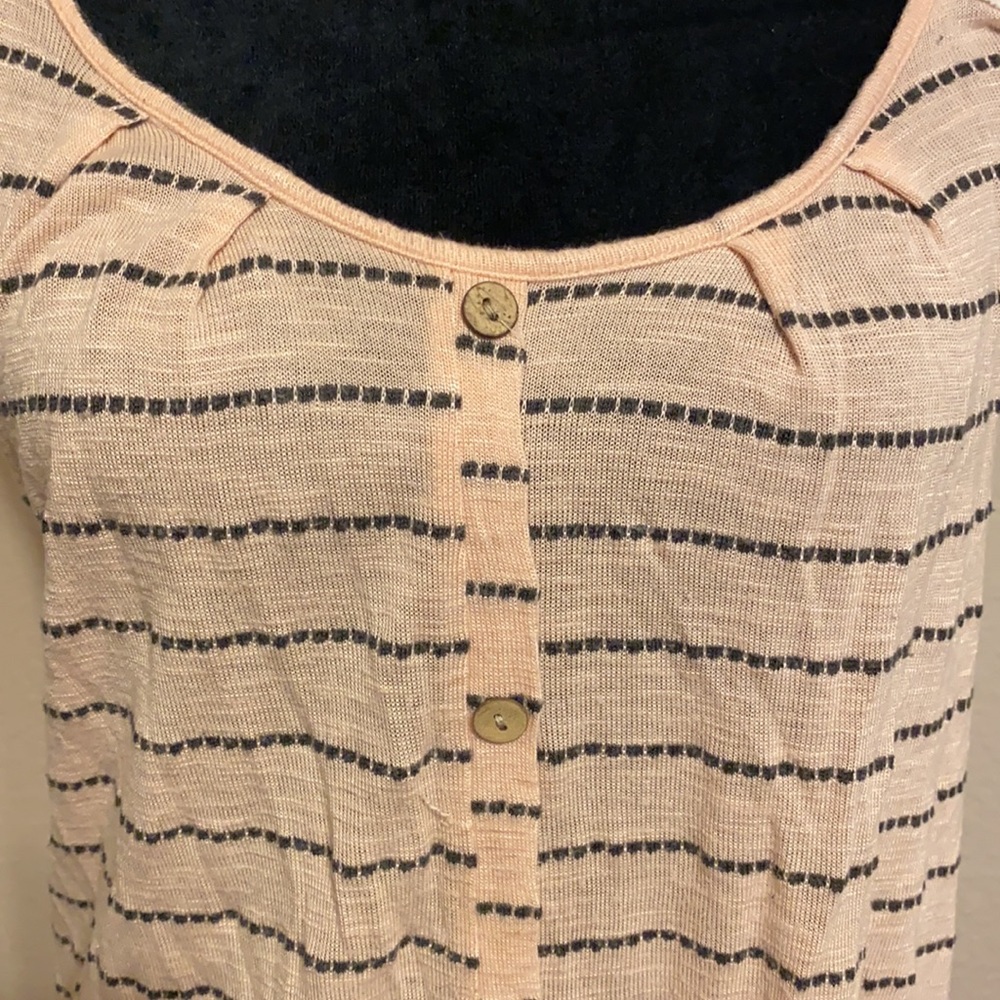 ❤️2 for $10 Pale Pink Light Lace Tank - Picture 2 of 5